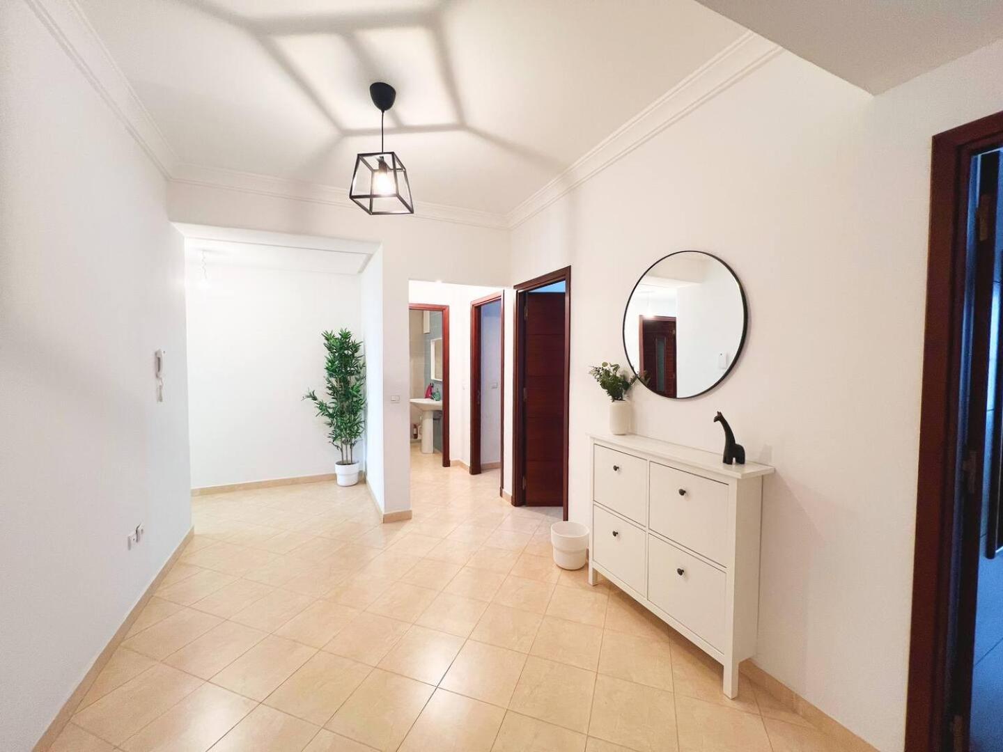 Cosy & Convenient 2-Bed Apartment In Playa Tangier Exterior photo